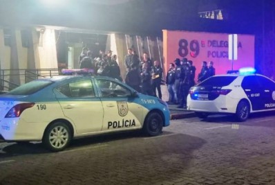 Três pessoas são presas por 'fake news' contra policiais, em Resende