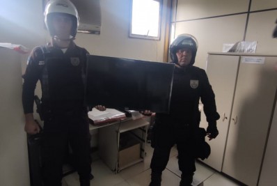 Polícia Militar prende ladrão de TV em Magé