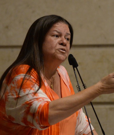 Vereadores falando durante o julgamento de Gabriel Monteiro na C&acirc;mara dos vereadores, no Centro do Rio de Janeiro, nesta quinta (18) - Sandro Vox/Ag&ecirc;ncia O Dia