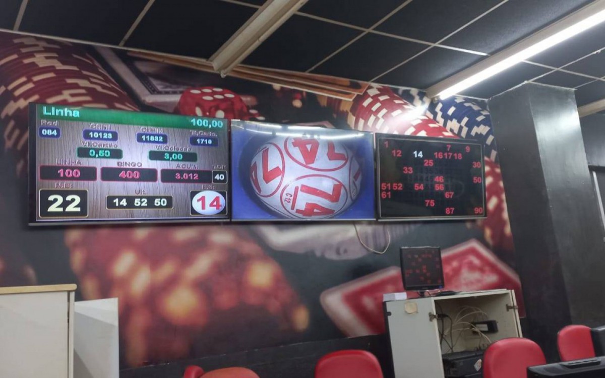 A ação ocorreu após equipes da 8ª DPJM e do 16ºBPM (Olaria) verificarem uma denúncia no local
- Divulgação/PMERJ