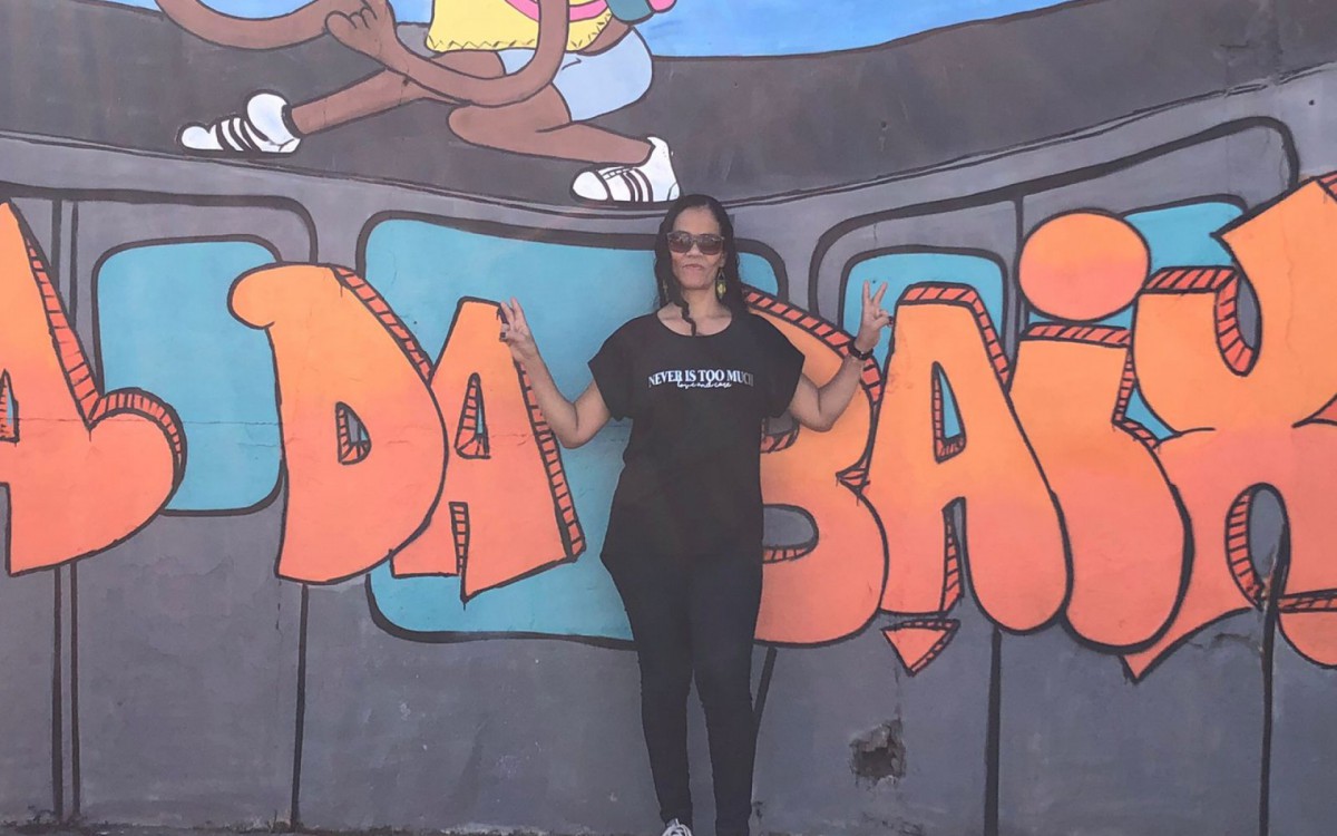 A baterista da Banda Dumundo Lea Debrohin

