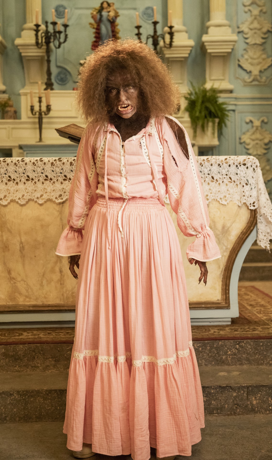 Nanda Costa é Konga, a Mulher Gorila, na segunda temporada de 'Cine Holliúdy' - Globo / João Miguel Júnior