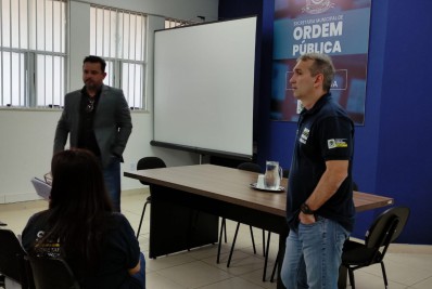 Delegado ministra capacitação na Semop para atendimento a idosos
