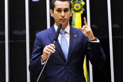 Bolsonaro passou ao Centrão área com licitação de poços com indício de sobrepreço