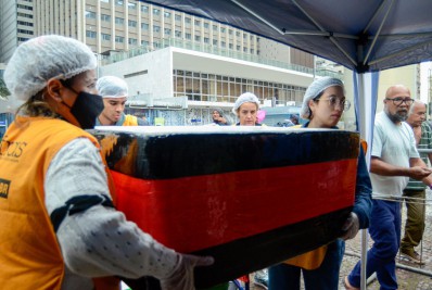 Ação no Largo da Carioca oferece serviços e marca o Dia Nacional de Luta da População em Situação de Rua