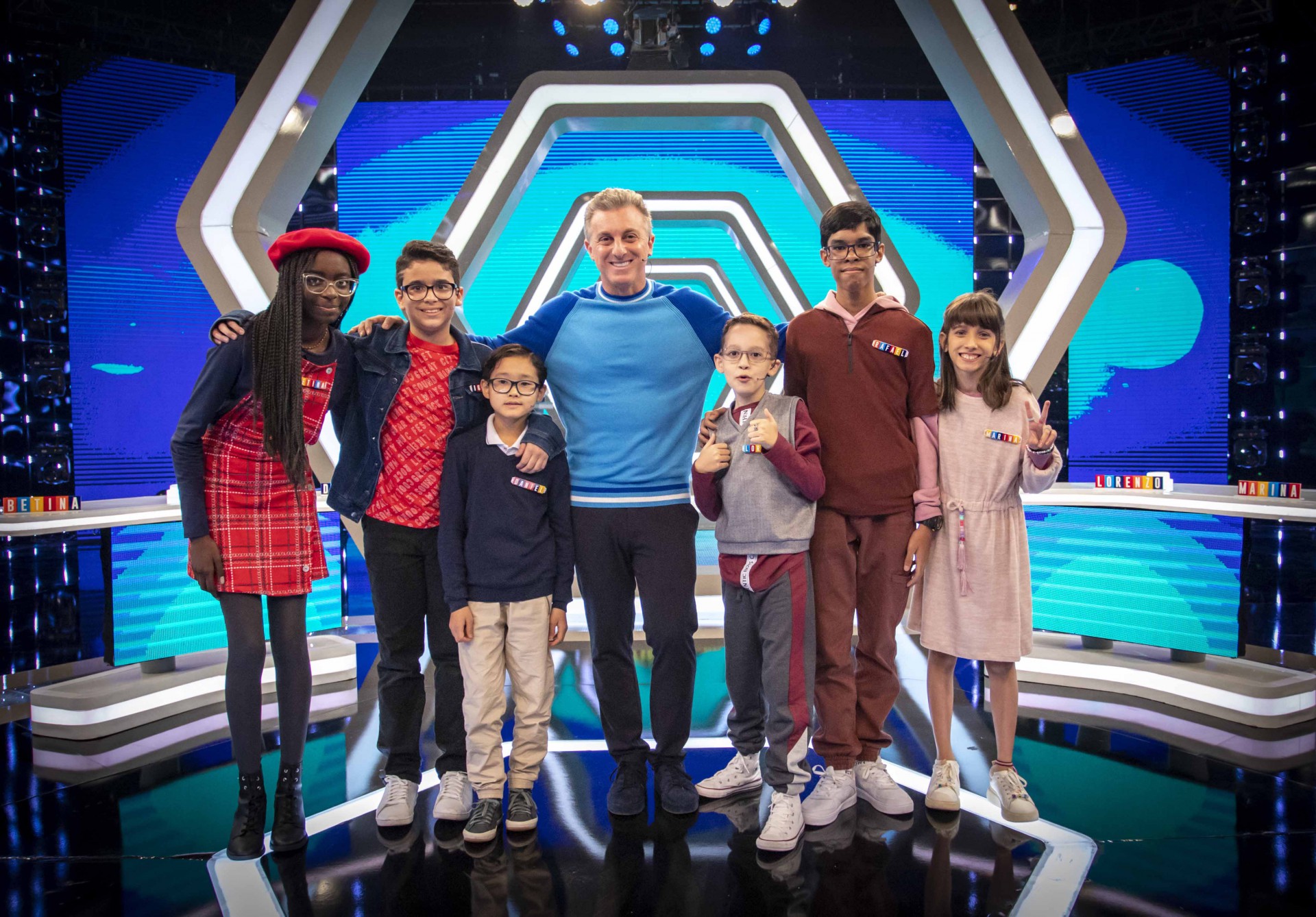 Luciano Huck comanda a final do 'Pequenos Gênios' - PAULO BELOTE