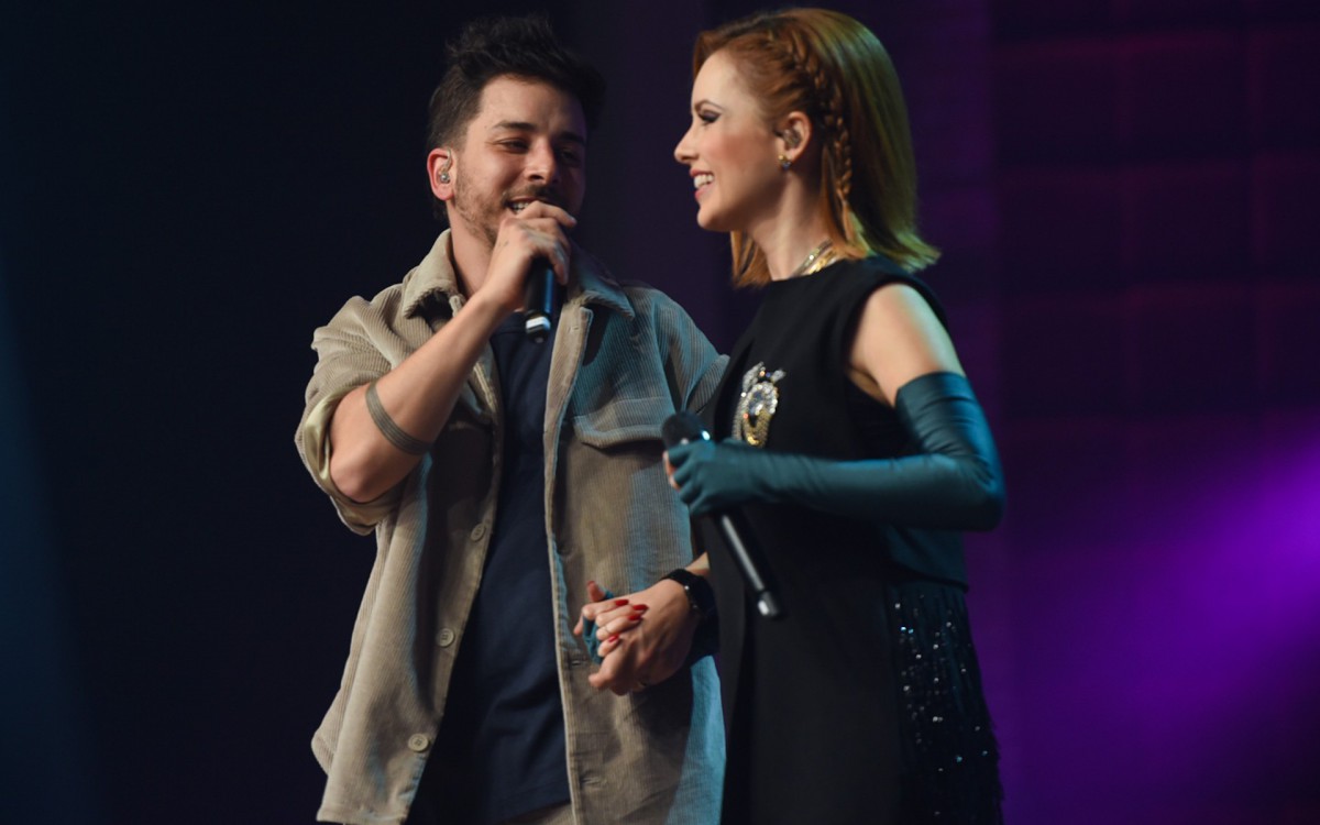 Sandy e Junior cantam juntos em S&atilde;o Paulo
