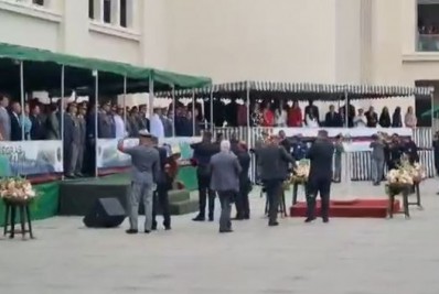 Bolsonaro participa de cerimônia militar em Resende