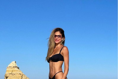 Mari Gonzalez publica registros em praia de Portugal