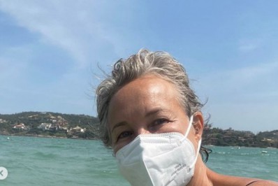 Ex-mulher de Claudia Jimenez lamenta morte da atriz: 'Amor da minha vida'