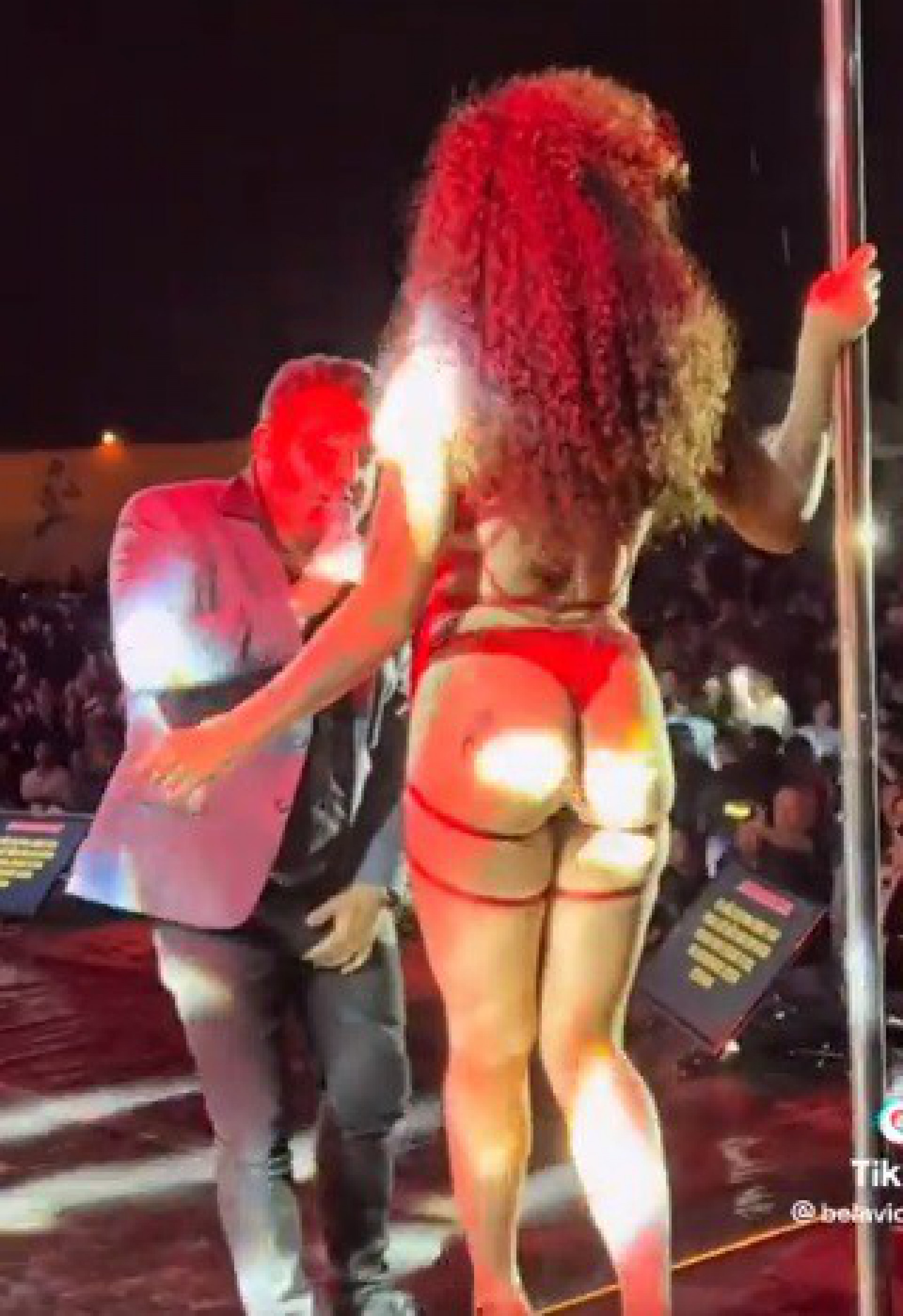  Internautas notam possível ereção de Bruno após apresentação de bailarina - Reprodução de vídeo