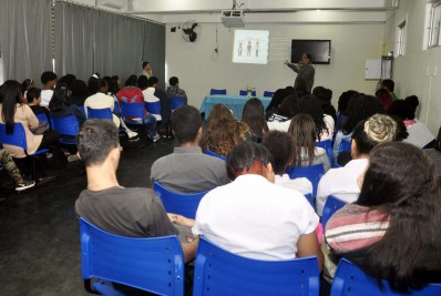 Magé abre Semana da Juventude com palestra sobre empoderamento juvenil