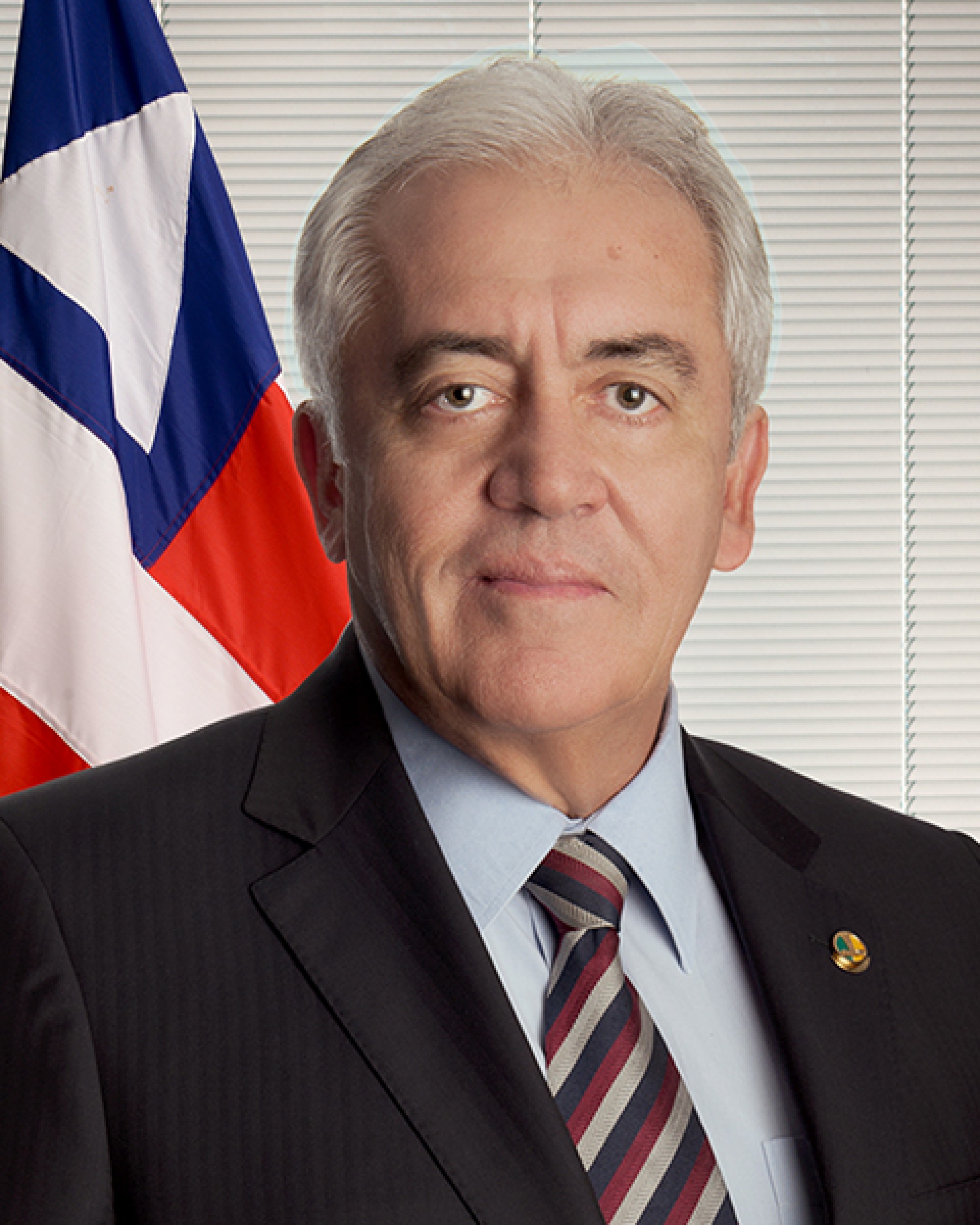 Senador Otto Alencar tenta a reelei&ccedil;&atilde;o