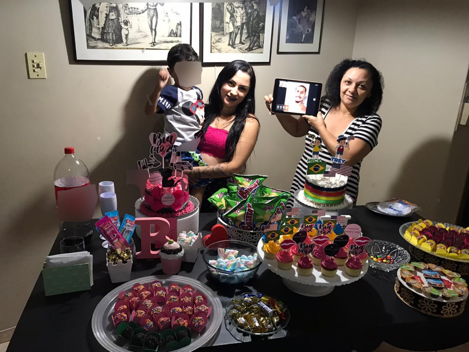 Bianca, Trey e um amigo celebraram o aniversário deles por chamada de vídeo em 2020 - Arquivo Pessoal