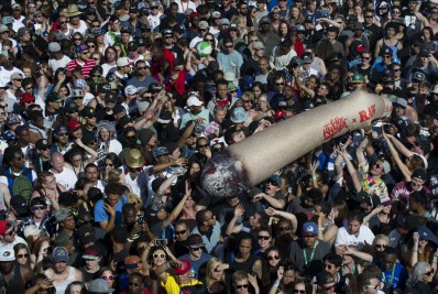 Consumo de maconha entre jovens atinge níveis recordes nos Estados Unidos