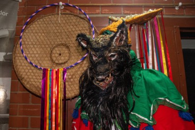 Expo Folclore acontece até o final de agosto em Arraial do Cabo