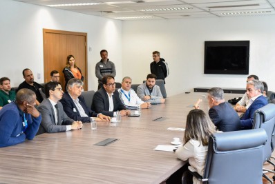 Após reunião com dirigentes do Botafogo, Alerj deixa de lado tombamento da pista de atletismo do Nilton Santos