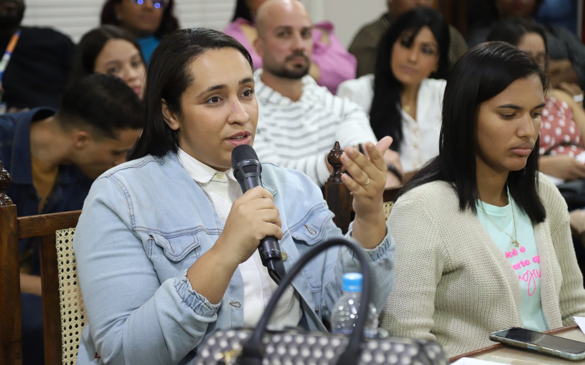 C&acirc;mara Municipal de Duque de Caxias sedia XI F&oacute;rum de Sa&uacute;de Mental - Art V&iacute;deo/ Victor Hugo/Divulga&ccedil;&atilde;o