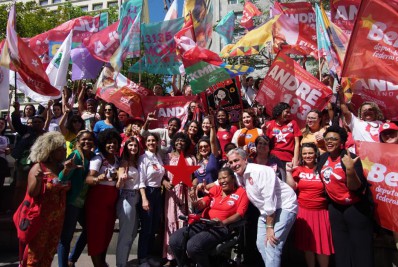 André Ceciliano participa de ato com Janja no centro do Rio