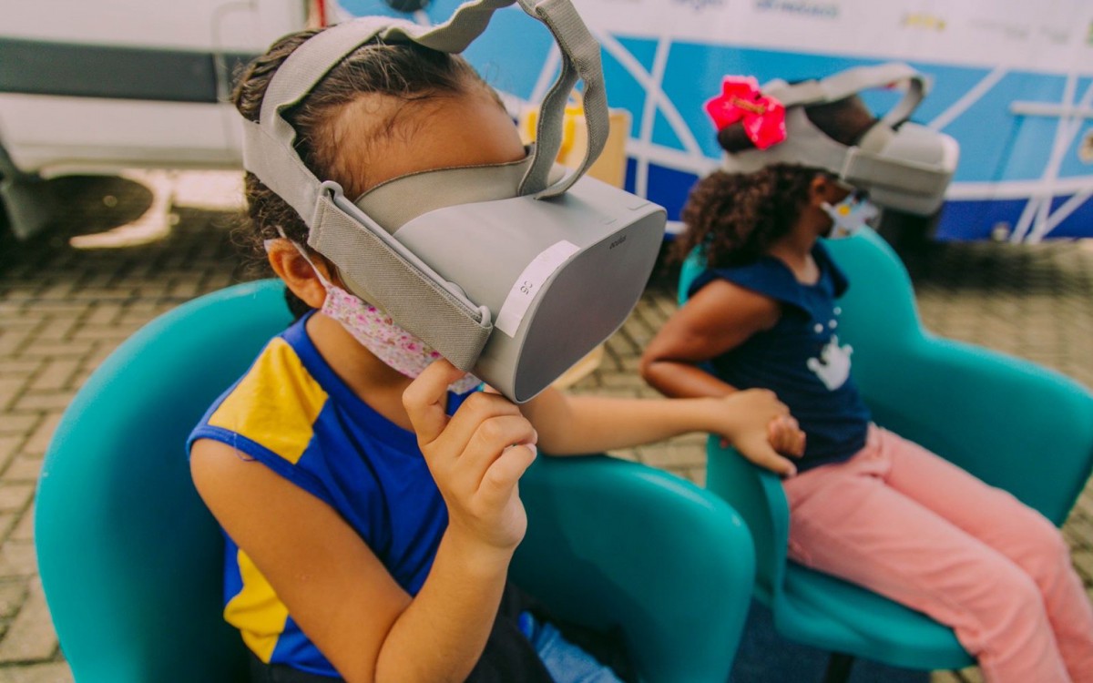 Nas quintas e sextas-feiras o projeto realizar&aacute;, durante todo o dia, o atendimento de crian&ccedil;as e jovens de escolas da rede p&uacute;blica de ensino