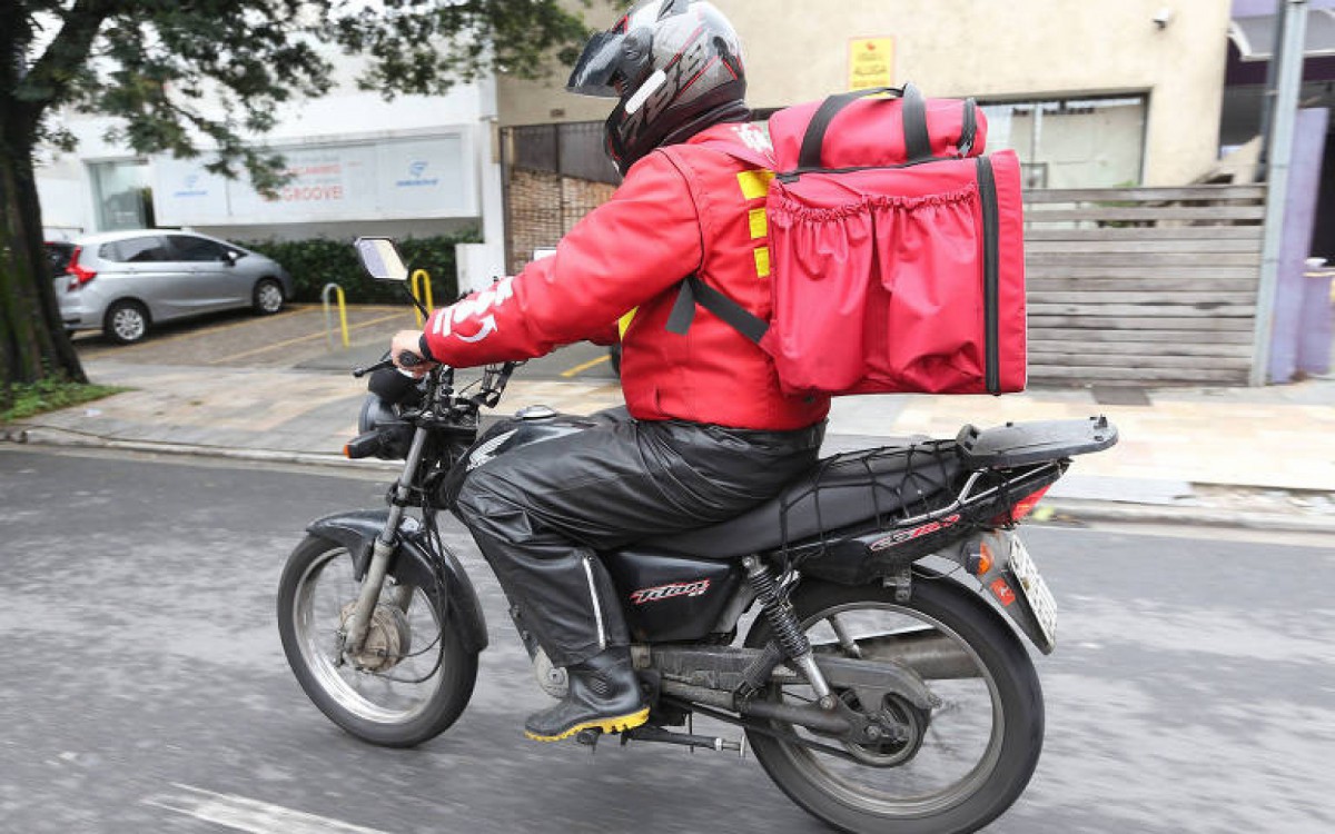 GTM de Barueri recupera moto roubada e detém dois indivíduos