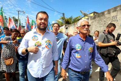 Cláudio Castro promete ampliar Segurança Presente, na Região dos Lagos, e corredor expresso no Jardim Catarina, em São Gonçalo