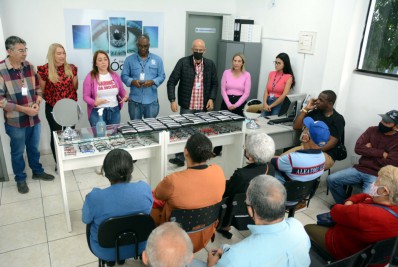 Prefeitura de Barra Mansa entrega mais 60 óculos a moradores