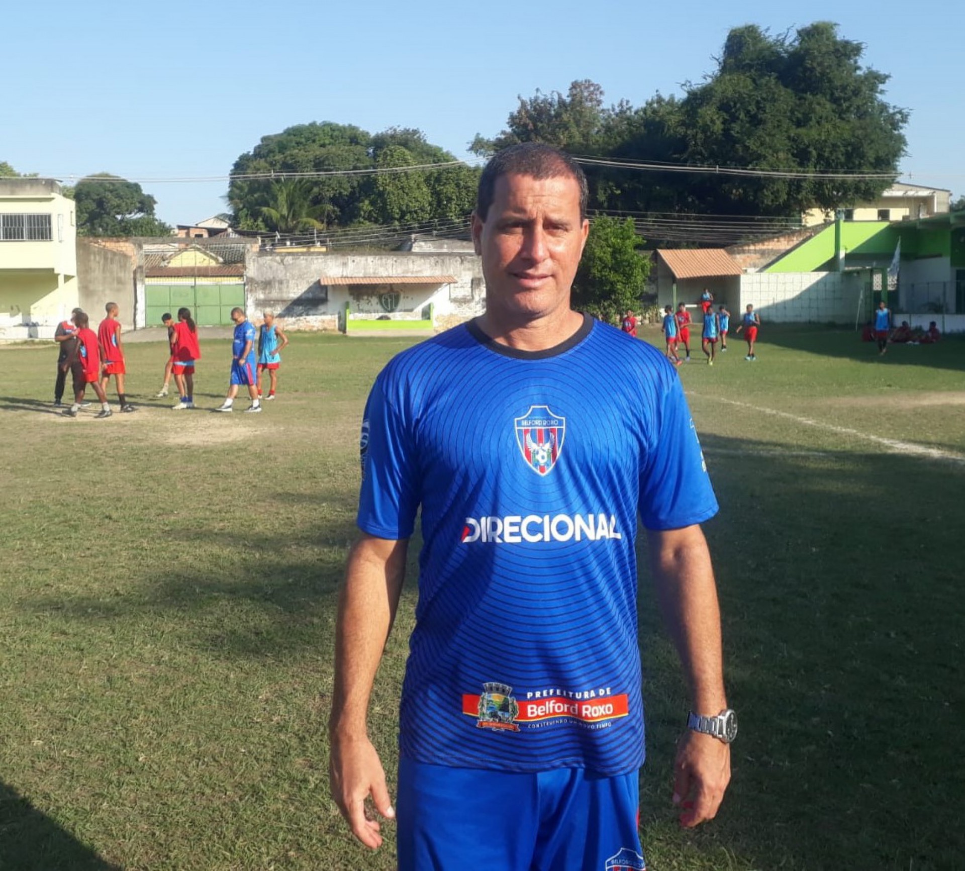 O auxiliar t&eacute;cnico Cac&aacute; do Ra&ccedil;a confia na vit&oacute;ria com a ajuda da torcida - Divulga&ccedil;&atilde;o