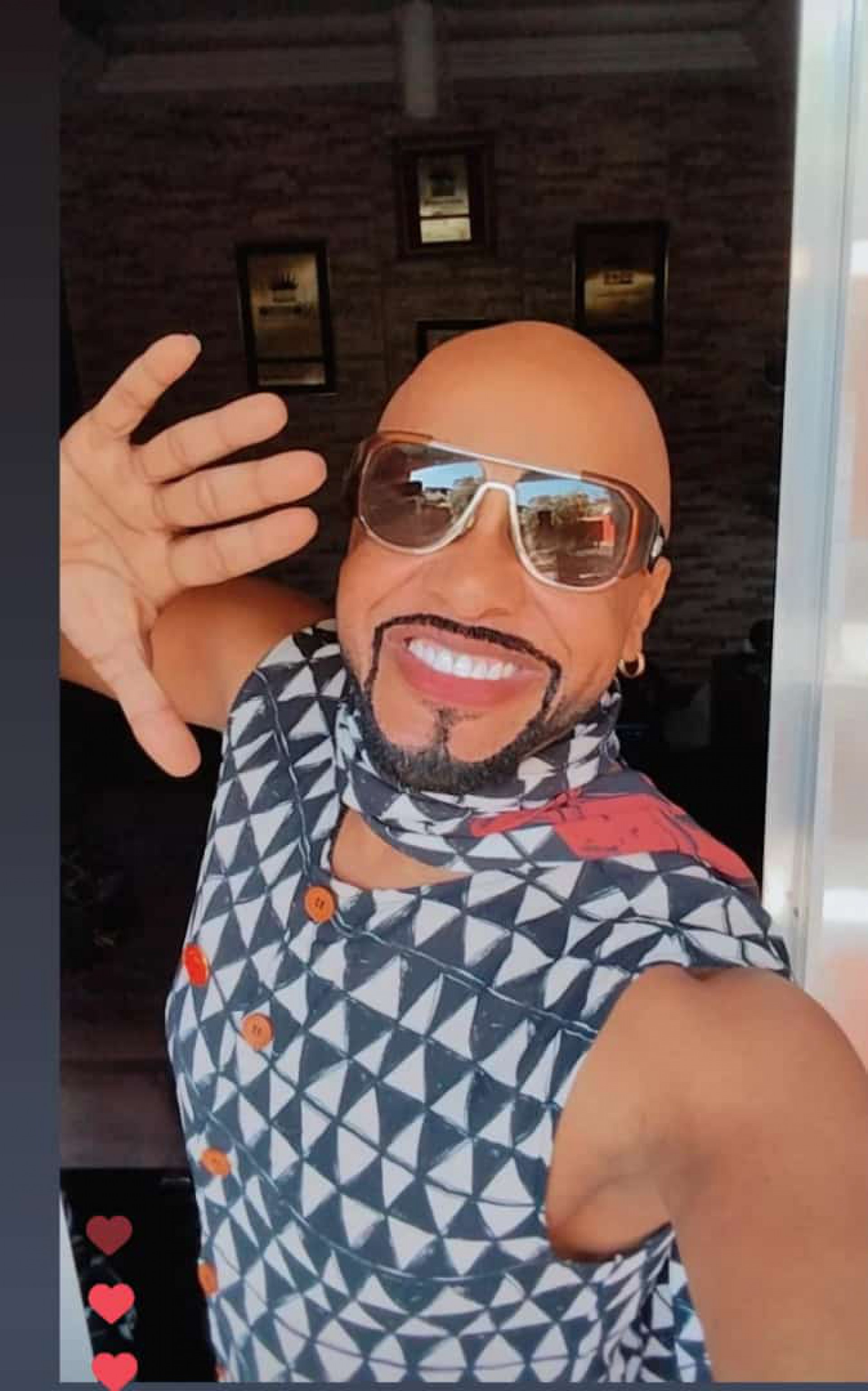 A turn&ecirc; de Carlinhos do Salgueiro teve in&iacute;cio no dia 17 e terminar&aacute; no dia 31 de agosto com passagens por v&aacute;rios pa&iacute;ses - Divulga&ccedil;&atilde;o