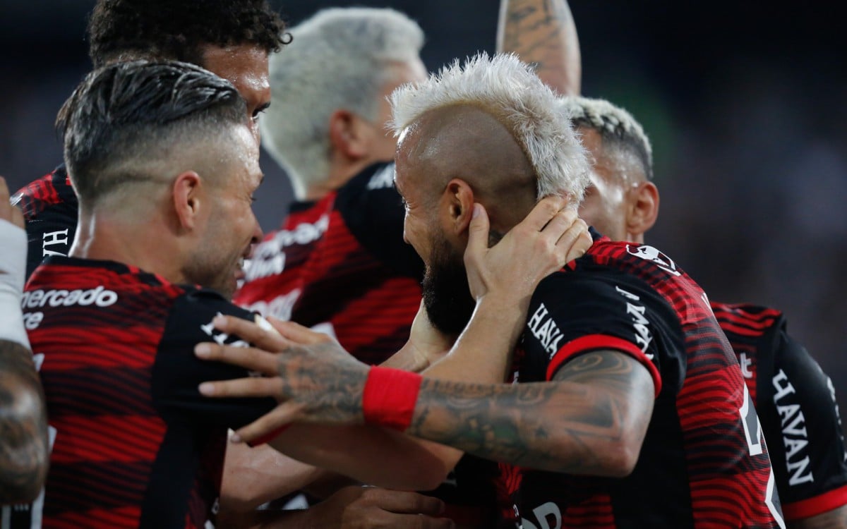 Medalhão do Flamengo critica pressão exagerada por títulos: Viramos refém das conquistas