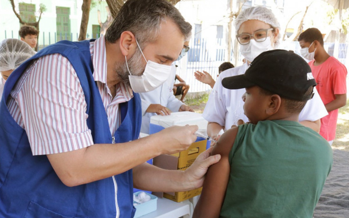 Em clima de descontração, as crianças foram vacinadas tranquilamente no Jardim São Benedito
 - Foto César Ferreira/Secom