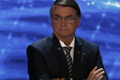 Bolsonaro exalta Michelle e diz que Tebet estava 'escondidinha' em CPI