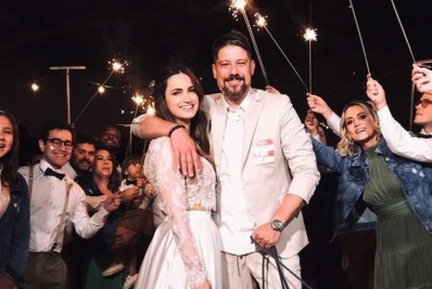 Jornalistas Mari Palma e Phelipe Siani se casam em São Paulo