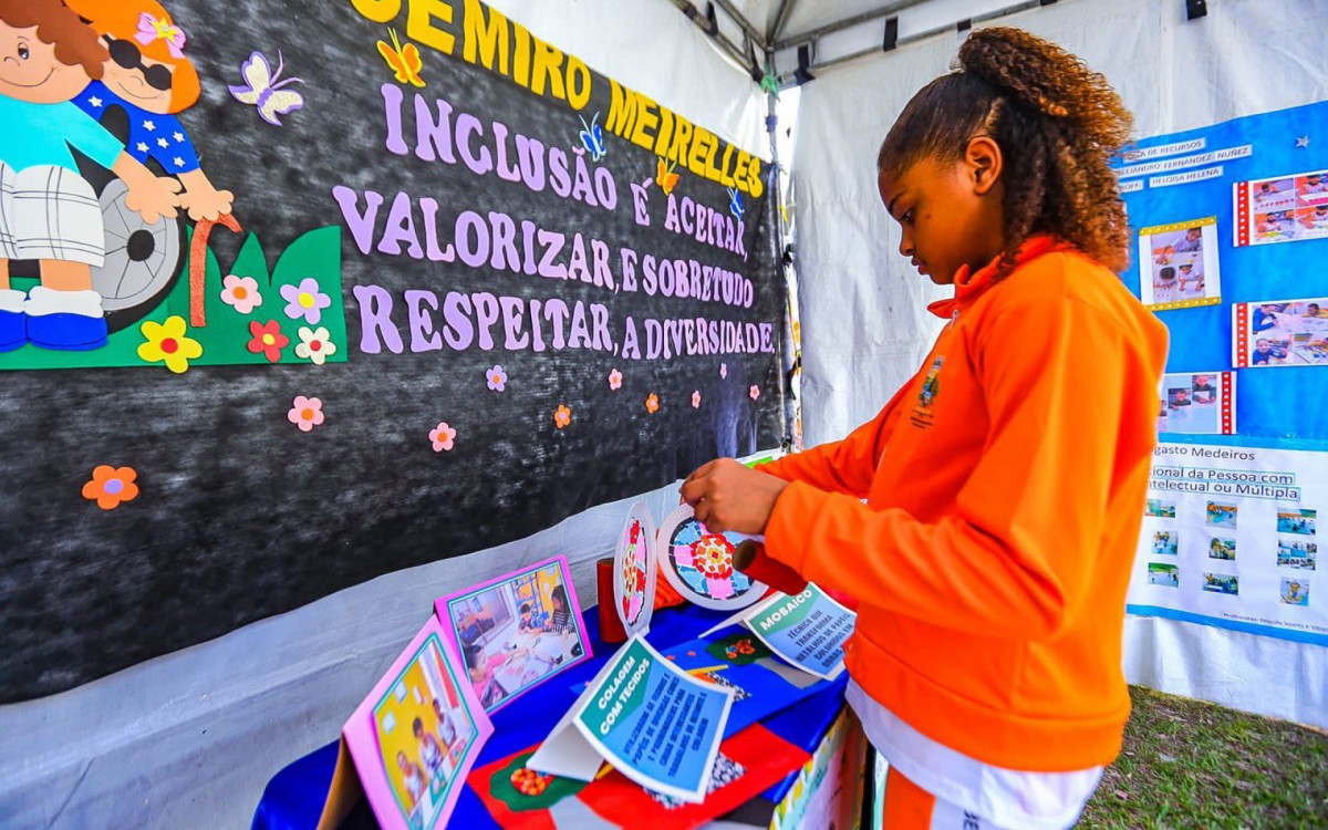 A inclus&atilde;o &eacute; garantida por lei e visa a conscientiza&ccedil;&atilde;o da sociedade sobre necessidades espec&iacute;ficas