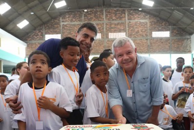 Programa é lançado e vai beneficiar três mil crianças e adolescentes