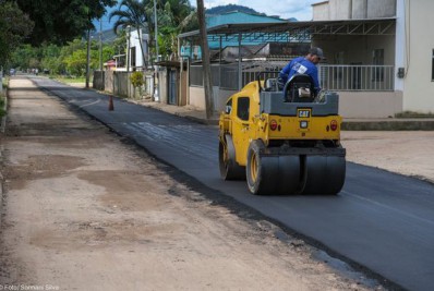 Prefeitura Municipal em parceria com o governo do estado dão continuidade a pavimentação asfáltica em Japuíba