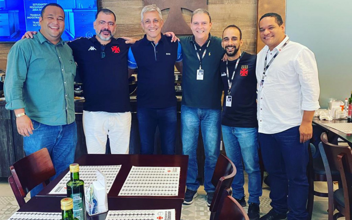 Anderson Santos com o ex-presidente Alexandre Campello