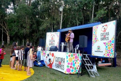 ‘Cultura nos Bairros’ leva música e arte circense a Santa Rita