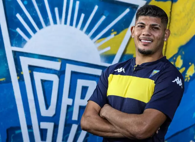 Anunciado pelo Estoril, Erison celebra: 'Sempre foi um sonho jogar na Europa'