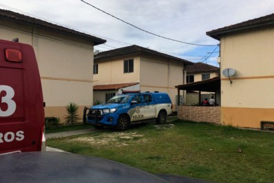 Tiroteio entre Polícia Militar e traficantes no MCMV de Itaipuacu termina com criminoso morto