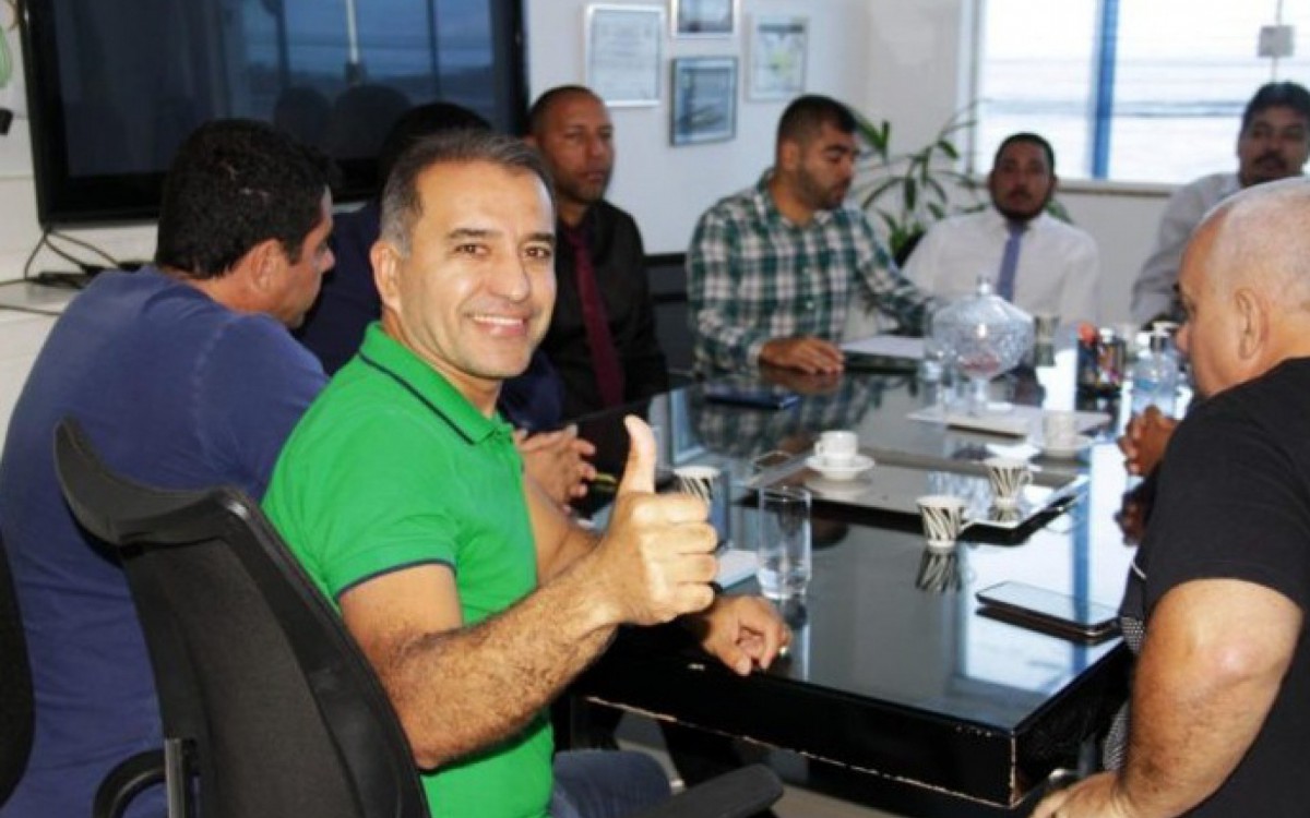 Vantoil Martins (CID) e secretariado