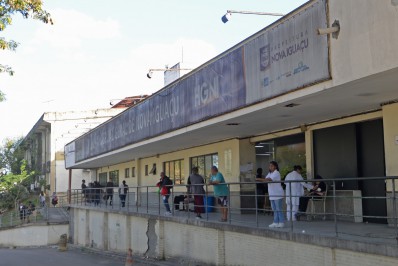 Confusão em hospital de Nova Iguaçu termina com mulher presa