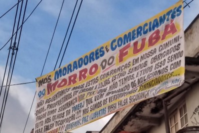 Moradores do Morro do Fubá denunciam cobrança de taxa da milícia via Pix: 'Não aguentamos mais'