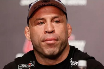 Wanderlei Silva anuncia aposentadoria e provoca Vitor Belfort: 'Não quero pegar um velhinho'