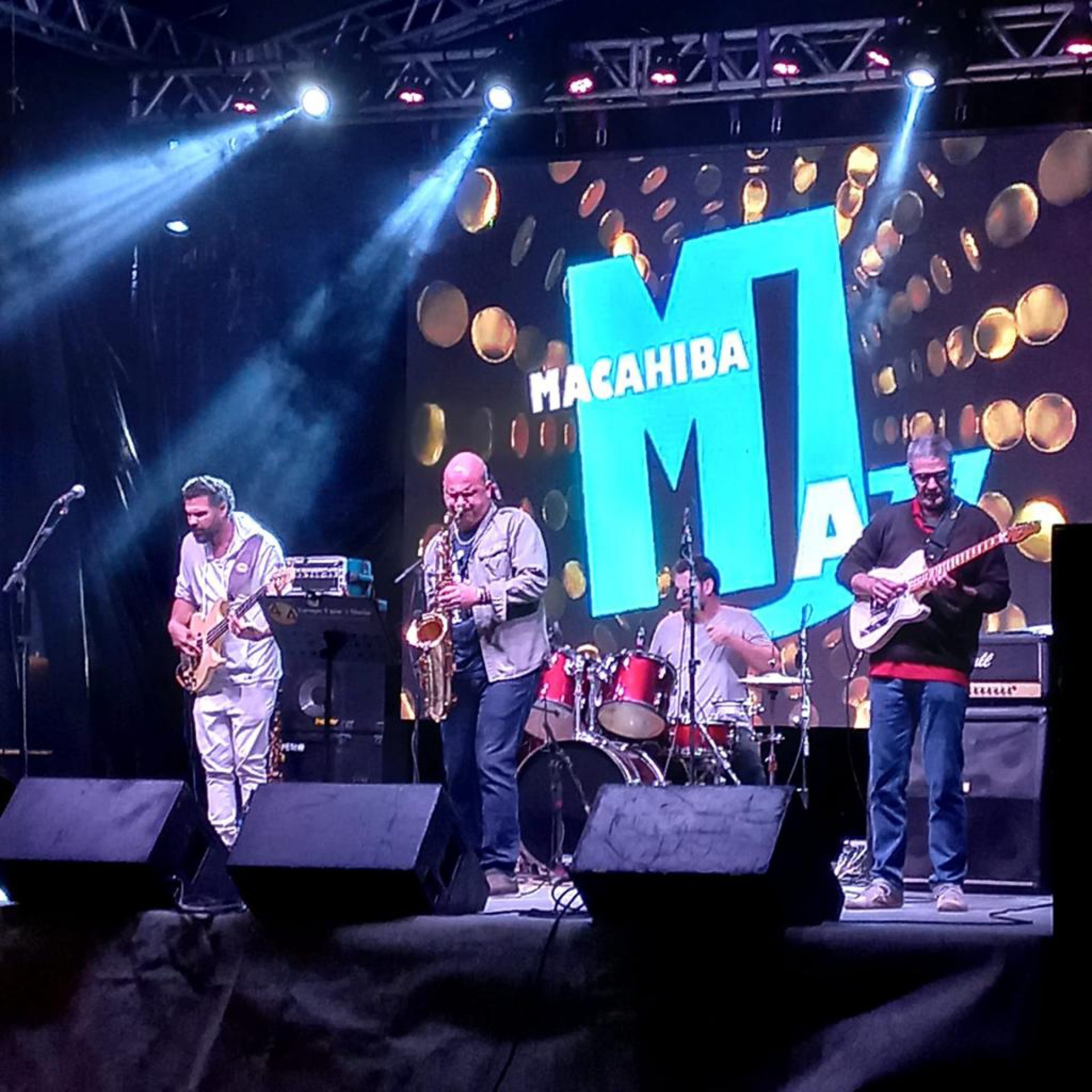 Macah&iacute;ba - Divulga&ccedil;&atilde;o/Waleska Freire