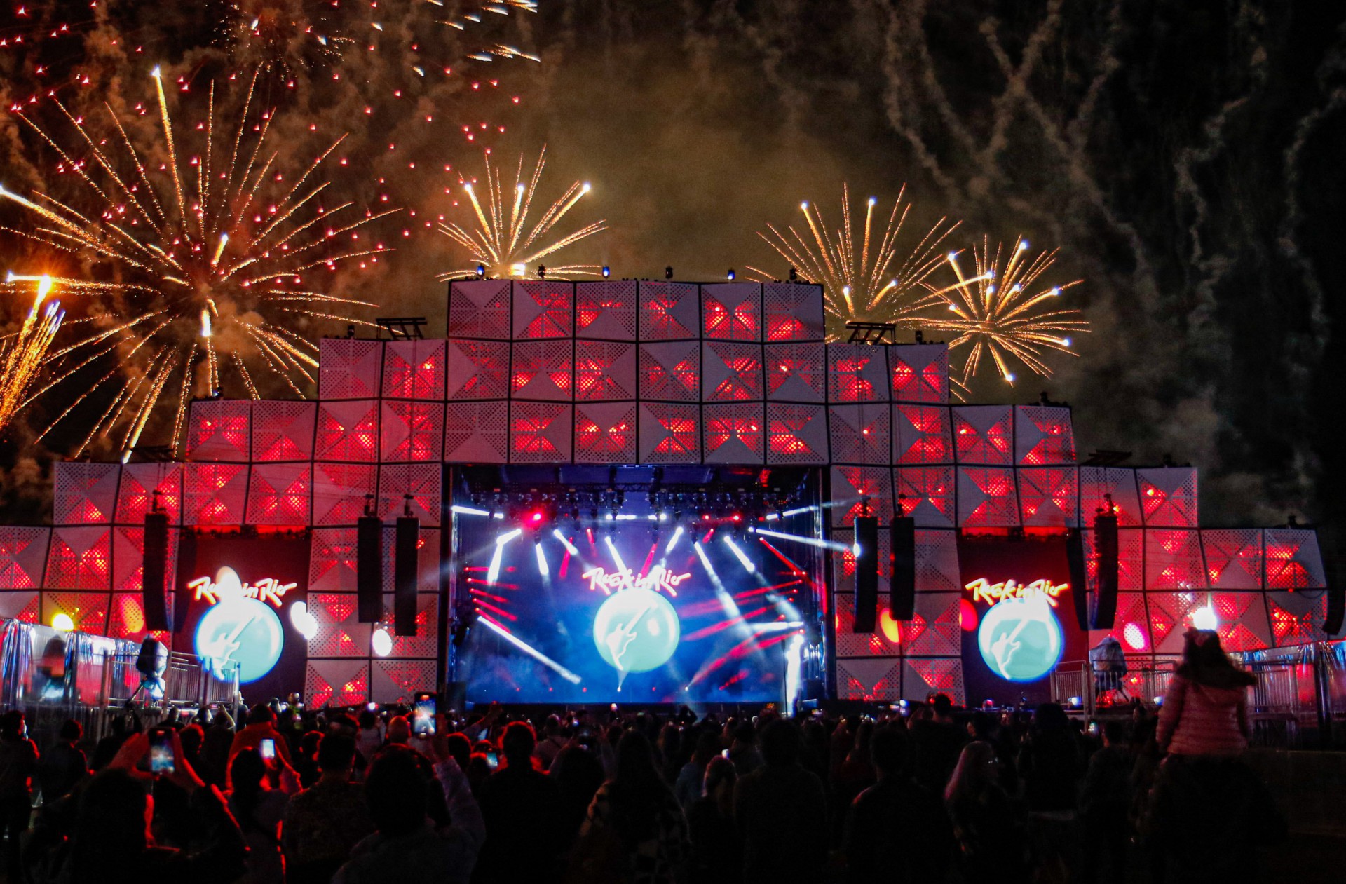 Abertura do Rock in Rio acontece hoje: além do palco principal há outros espaços para shows - FELIPE DUEST/PERA PHOTO PRESS/ESTADÃO CONTEúDO