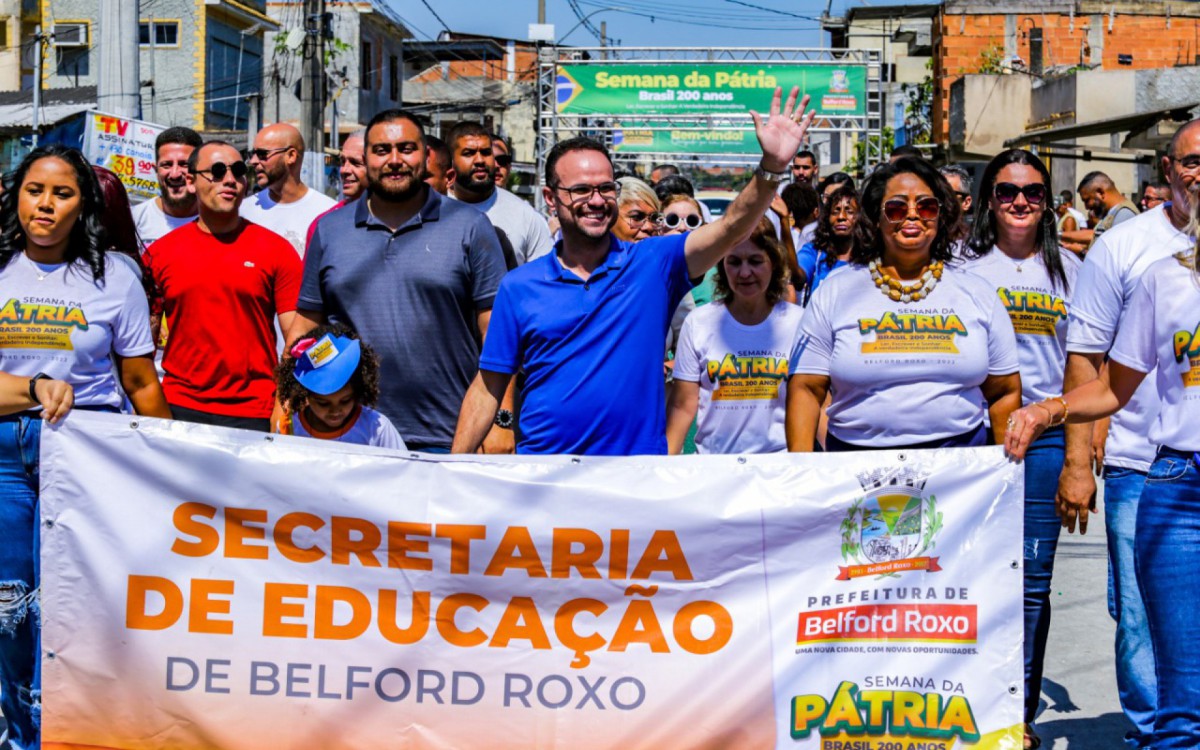 O secret&aacute;rio municipal de Educa&ccedil;&atilde;o, Denis Macedo, destacou que as unidades escolares ficaram dois anos sem desfilar por causa da pandemia