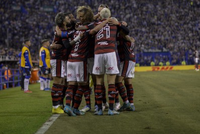 Imprensa argentina exalta atuação do Flamengo na Libertadores: 'Próximo da final'