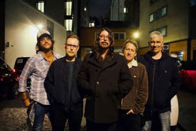 Foo Fighters faz primeira foto sem Taylor Hawkins