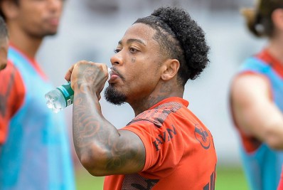 Recuperado, Marinho treina no Ninho do Urubu em dia de folga do elenco do Flamengo